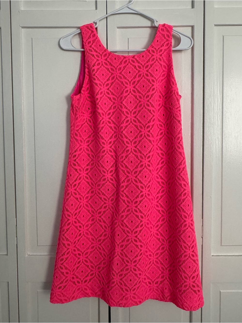 Lilly Pulitzer Girls Sleeveless Lace A-Line Dress in Hot Pink